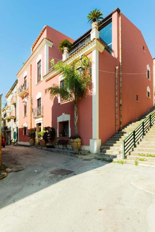 Hotel Relais Briuccia E Ristorante Capitolo Primo Montallegro Exterior foto